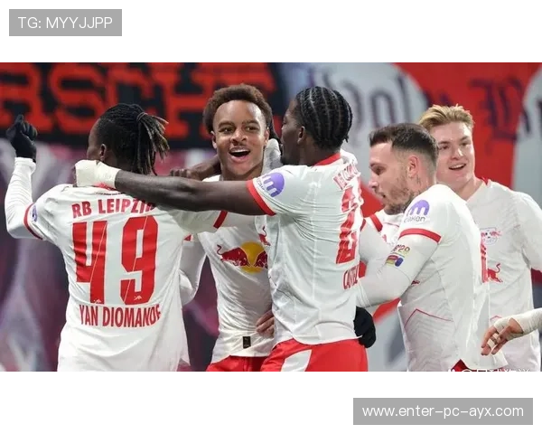 德甲莱比锡中场组织层层压进,场面迅速突破僵局